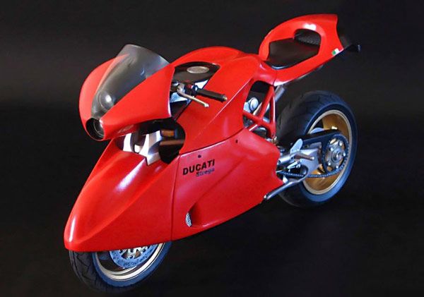 Concept Ducati Strega