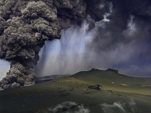 Icelandic Eruption Hans Strand