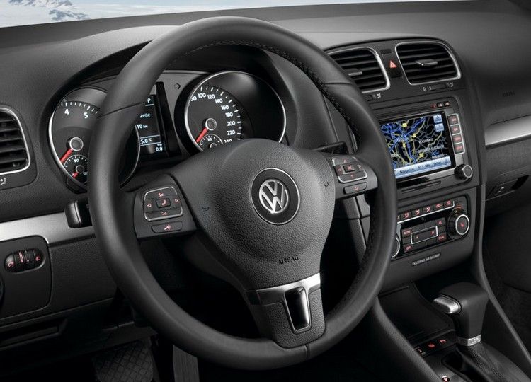 New VW Roadster 2011 - Σαλόνι Αυτοκινήτου