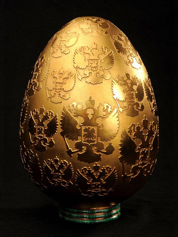 Luxurious Porcelain Eggs by Peter Nebengaus 