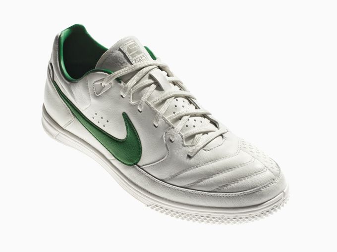 Αθλητικά παπούτσια Nike5 Street Gato 