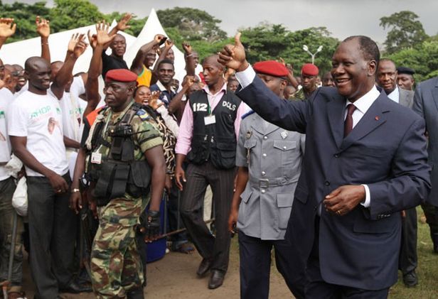Ακτή Ελεφαντοστού - Η Γαλλία λέει στον Gbagbo να παραιτηθεί
