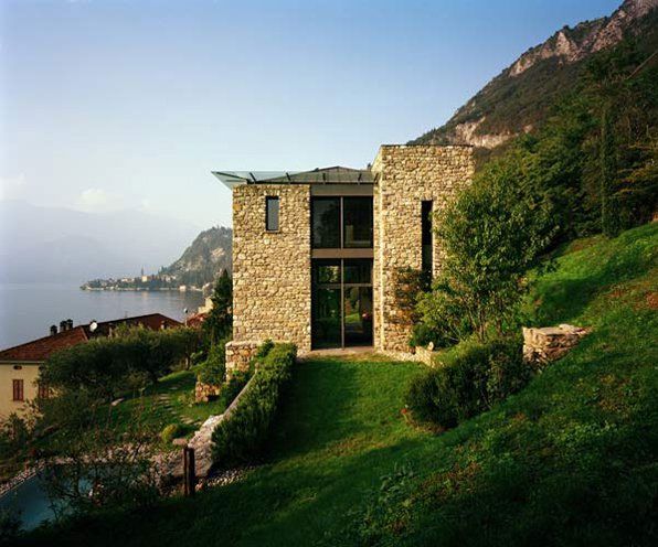 Σύγχρονο πέτρινο σπίτι στην Ιταλία