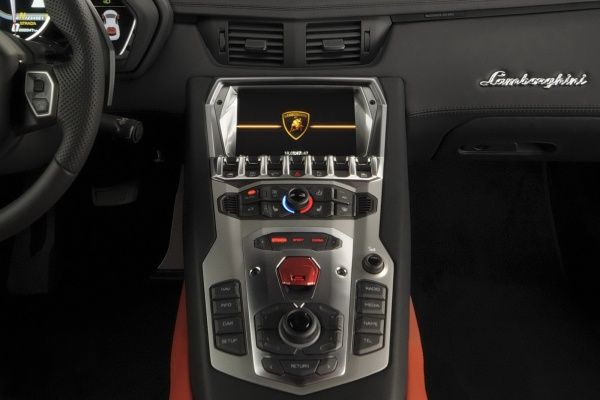 Lamborghini Aventador LP700-4 - Σαλόνι αυτοκινήτου