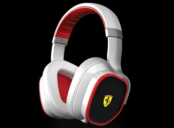 Συλλογή Ασκουστικών απο Ferrari και Logic3 - White Headphones