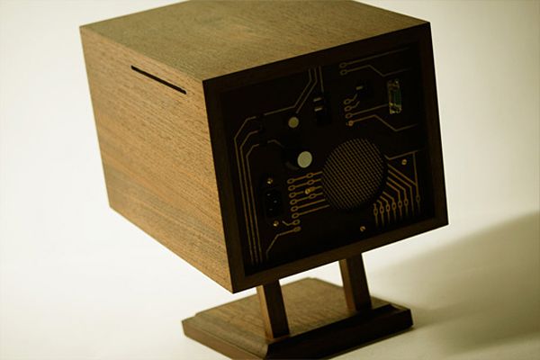 Retro Wooden Computer “4M”-02