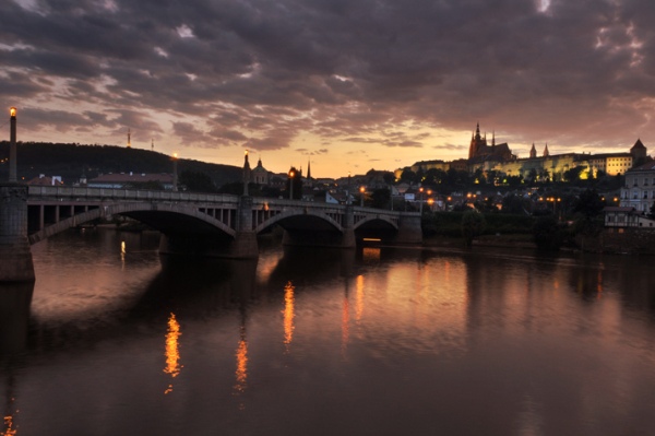 Ένα Ταξίδι στην Όμορφη Τσεχία-Γέφυρα του Καρόλου