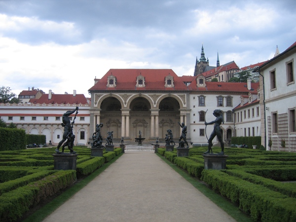 Ένα Ταξίδι στην Όμορφη Τσεχία-Βοτανικός Κήπος Valdštejnská zahrada