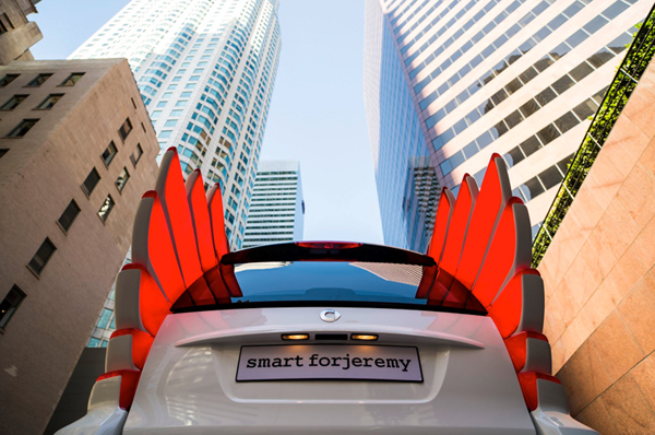 Ηλεκτρικό Αυτοκίνητο Smart ForTwo από τον Jeremy Scott