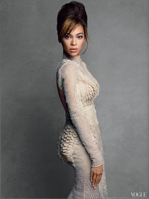 Η Beyonce στο εξώφυλλο της Vogue της ΗΠΑ 