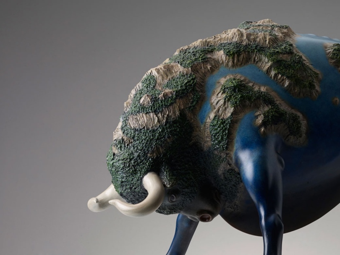 Σουρεαλιστικά Γλυπτά Ζώων από τον Wang Ruilin